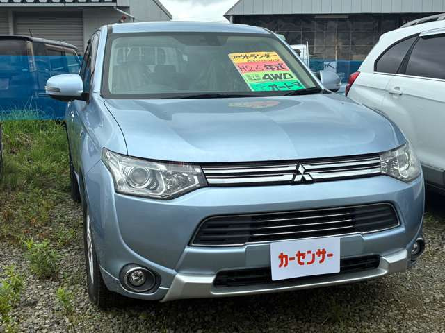アウトランダーPHEV2.0 G ナビパッケージ 4WD