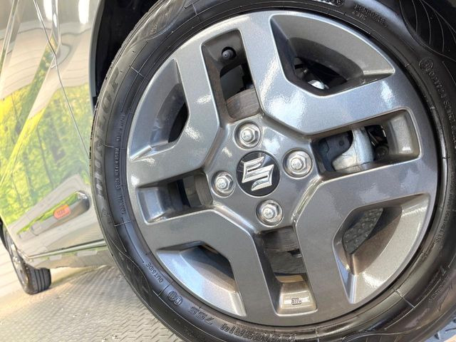 �y�����A���~�z�C�[���z�O�ςɃ}�b�`���������A���~�z�C�[���𑕒����Ă���܂��B�e��ЊO�A���~�z�C�[����A�X�^�b�h���X�^�C�����戵�����Ă���܂��B���񂲑��k����������