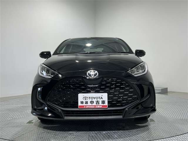 ヤリス1.5 ハイブリッド Z E-Four 4WD