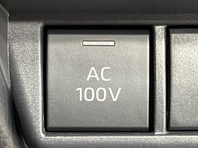 【1500Wアクセサリーコンセント】消費電力1500Wまでの家電が使えます。キャンプやスポーツ・アウトドアでのアクティビティはもちろん、災害・停電の際に大活躍♪