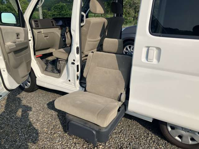 アトレーワゴンフレンドシップ リヤシートリフト 4WD