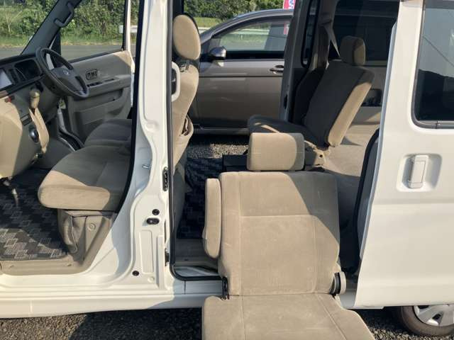アトレーワゴンフレンドシップ リヤシートリフト 4WD