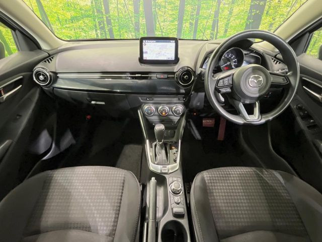 デミオ1.3 13S