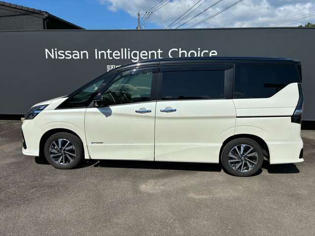セレナ1.2 e-POWER ハイウェイスターV
