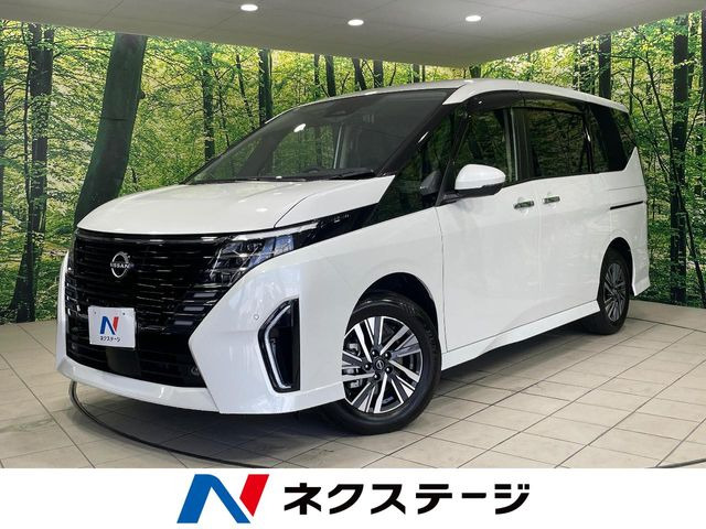 セレナ1.4 e-4ORCE ハイウェイスターV 4WD