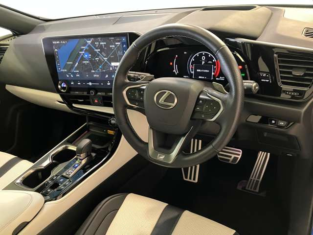 NX350 Fスポーツ 4WD