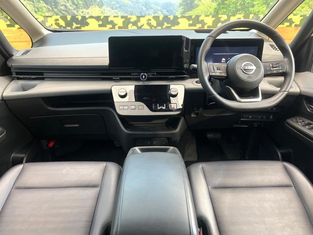 セレナ1.4 e-POWER ルキシオン