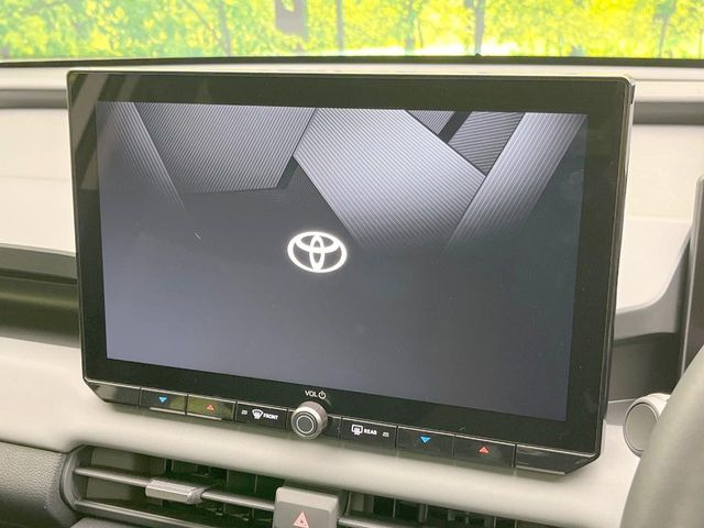 �y12.9�C���` �f�B�X�v���C�I�[�f�B�I�z���ʂ̃f�B�X�v���C��AppleCarPlay��AndroidAuto�����p�\�B�傫�ȉ�ʂŃX�}�z�i�r�A�v���������p���������܂���