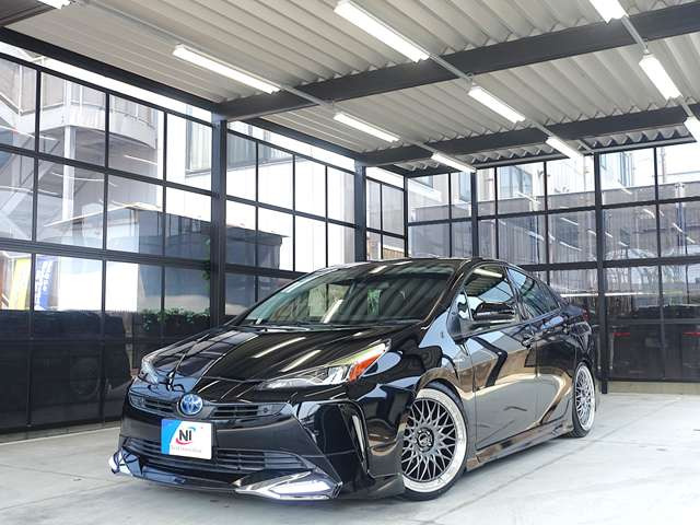 プリウス1.8 S