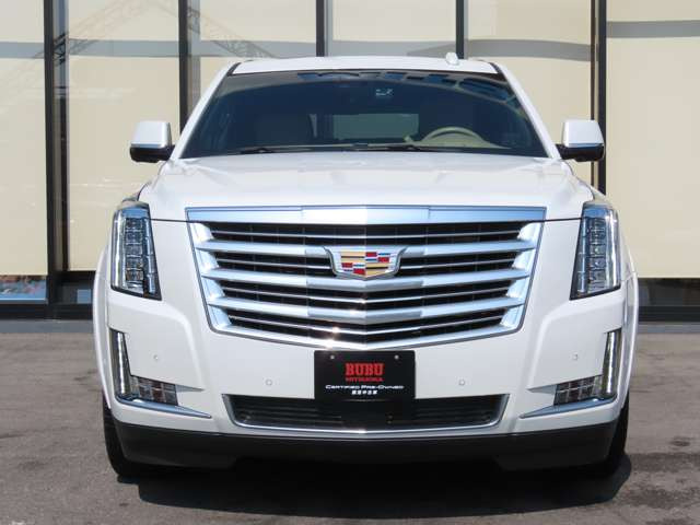 エスカレードプラチナム 4WD