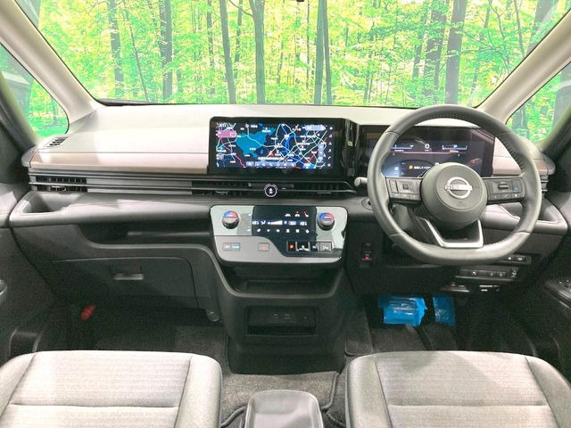 セレナ1.4 e-POWER ハイウェイスターV