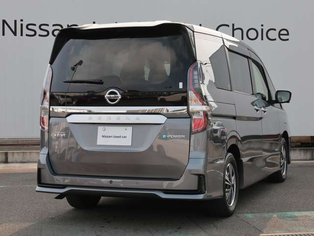 セレナ1.2 e-POWER ハイウェイスターV