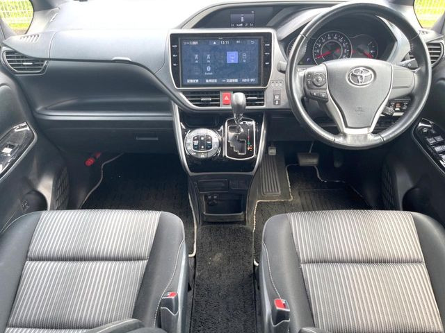 ヴォクシー2.0 ZS 煌