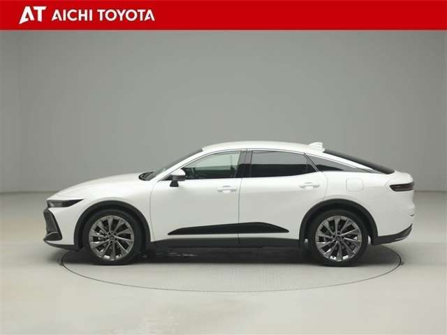 クラウンクロスオーバー2.5 G アドバンスト レザー パッケージ E-Four 4WD