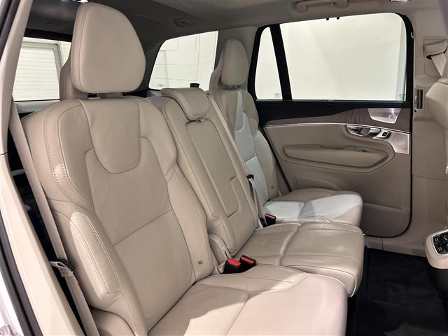 XC90B6 AWD インスクリプション 4WD