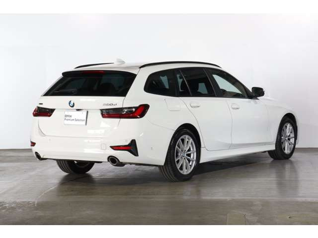 3シリーズツーリング320d xドライブ 4WD