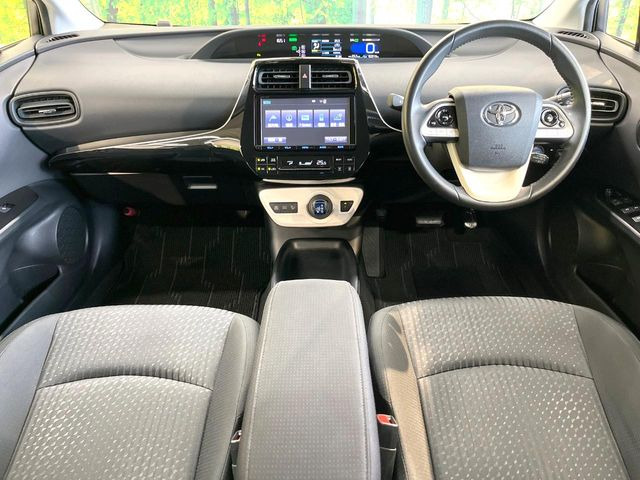 プリウス1.8 S セーフティ プラス