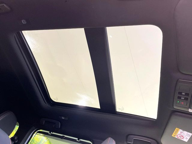 アウトランダーPHEV 2.4 P 4WD