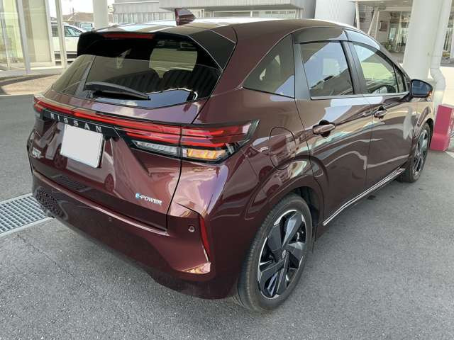 ノートオーラ1.2 G レザーエディション