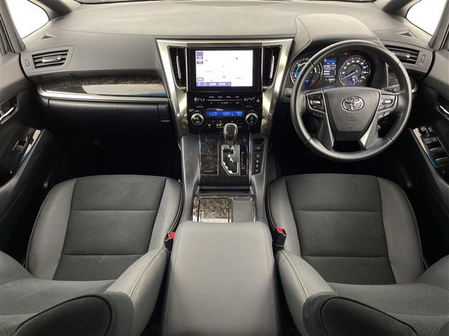 アルファードハイブリッド 2.5 S タイプゴールドII E-Four 4WD