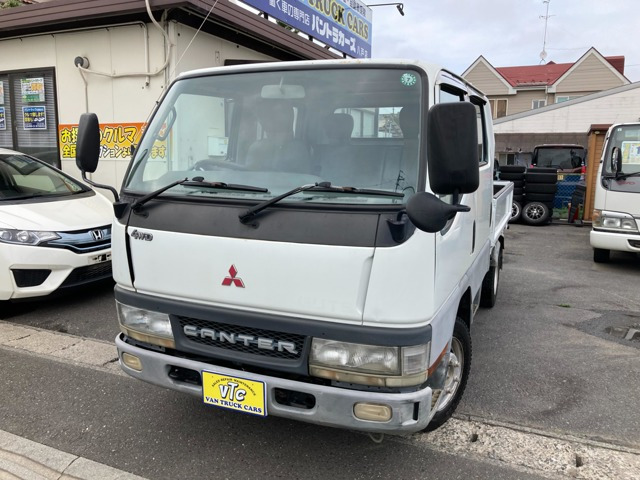 キャンターガッツ2.8 ダブルキャブ ロング 全低床 DX ディーゼル 4WD