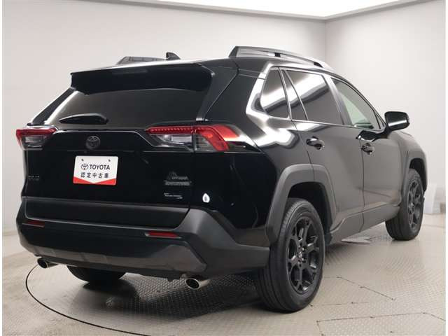 RAV42.0 アドベンチャー オフロードパッケージ 4WD