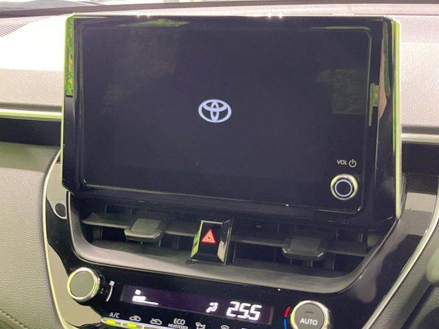 �y8�C���` �f�B�X�v���C�I�[�f�B�I�z���ʂ̃f�B�X�v���C��AppleCarPlay��AndroidAuto�����p�\�B�傫�ȉ�ʂŃX�}�z�i�r�A�v���������p���������܂���