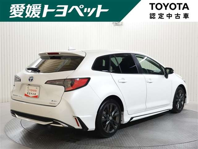 カローラツーリング1.8 ハイブリッド W×B