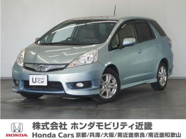 フィットシャトルハイブリッド1.3 ナビプレミアムセレクション