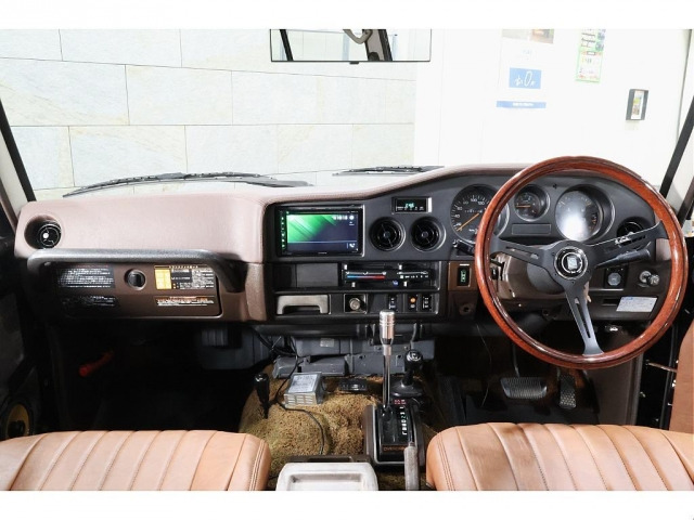 ランドクルーザー604.0 VX ハイルーフ ディーゼル 4WD