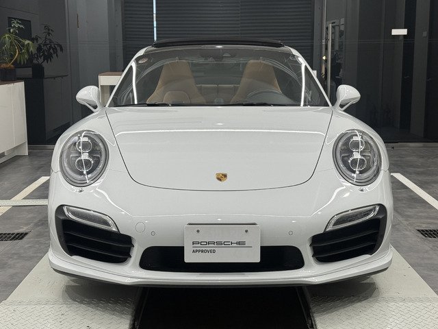 911ターボS PDK 4WD