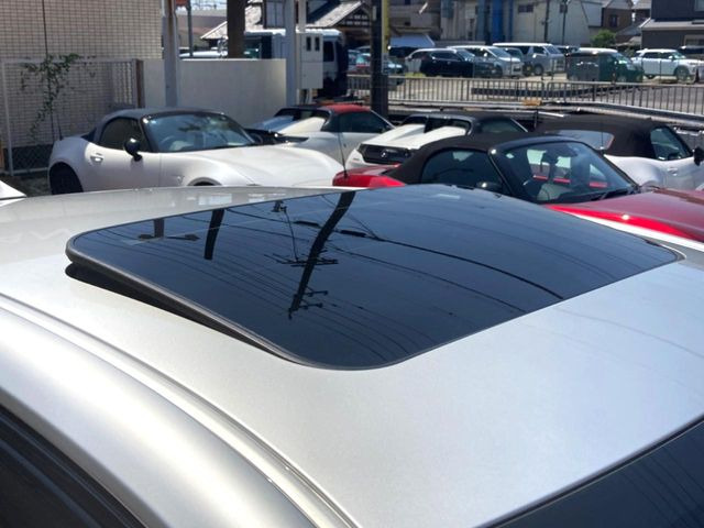 クラウンハイブリッド 2.5 RS アドバンス Four 4WD