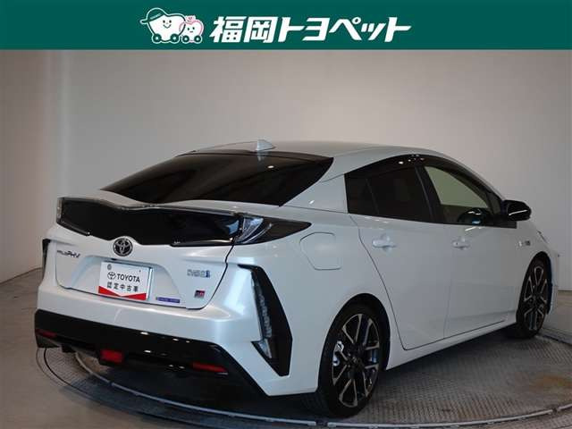 プリウスPHV1.8 S GR スポーツ