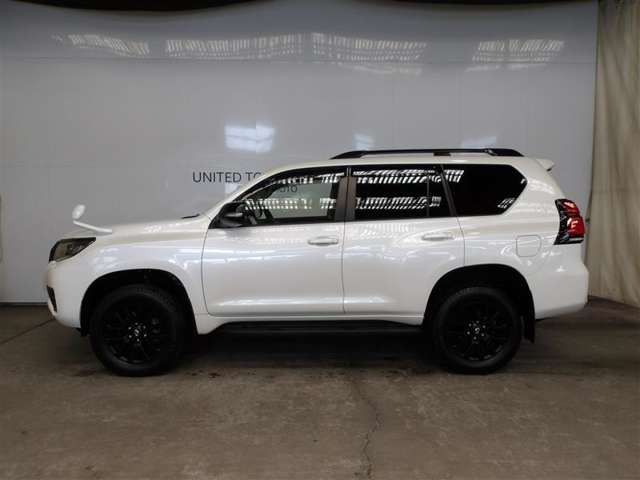 ランドクルーザープラド2.7 TX Lパッケージ マットブラック エディション 4WD