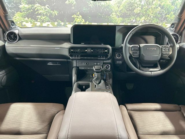 ランドクルーザー2502.8 ZX ディーゼル 4WD