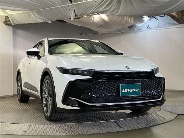 クラウンクロスオーバー2.5 G アドバンスト レザー パッケージ E-Four 4WD