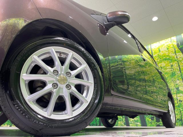 �y14�C���`�A���~�z�C�[���z�O�ςɃ}�b�`�����A���~�z�C�[���𑕒����Ă���܂��B�e��A���~�z�C�[����A�X�^�b�h���X�^�C�����戵�����Ă���܂��B���񂲑��k����������