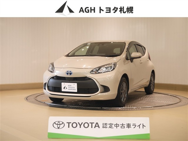 アクア1.5 G E-Four 4WD