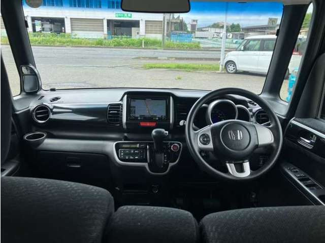 N-BOXカスタムG Lパッケージ 4WD