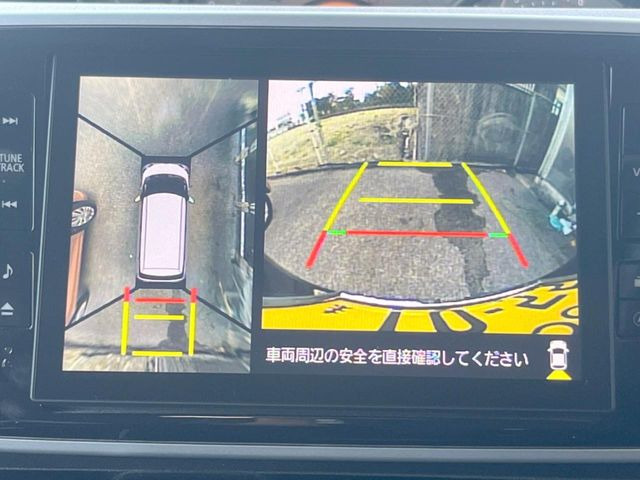 【パノラマモニター】専用のカメラにより、上から見下ろしたような視点で360度クルマの周囲を確認することができます☆死角部分も確認しやすく、狭い場所での切り返しや駐車もスムーズに行えます。