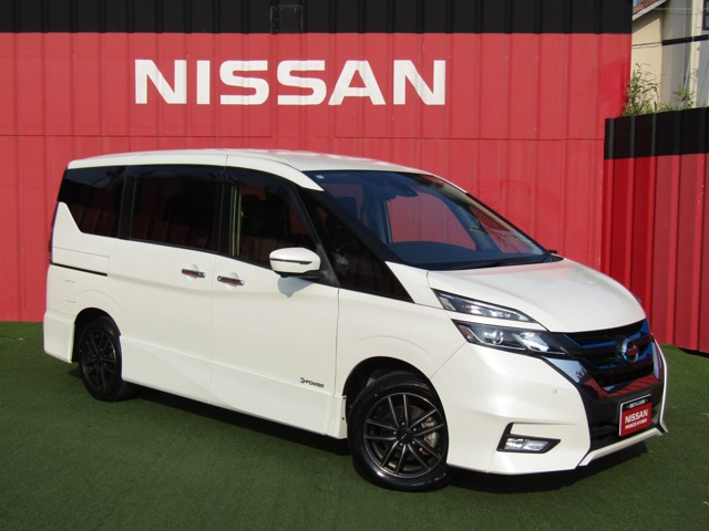 セレナ1.2 e-POWER ハイウェイスターV