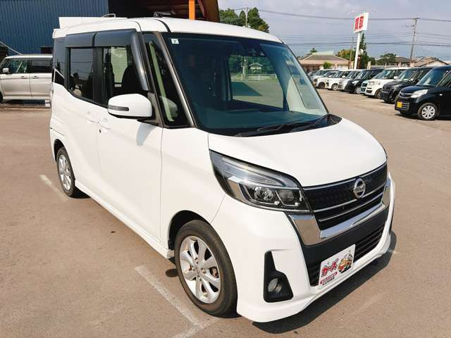 お客様のご予算帯に合わせたお車を常時100台以上取り揃えています!当社のスタッフがお客様のお車選びをしっかりサポートしご提案させていただきます!