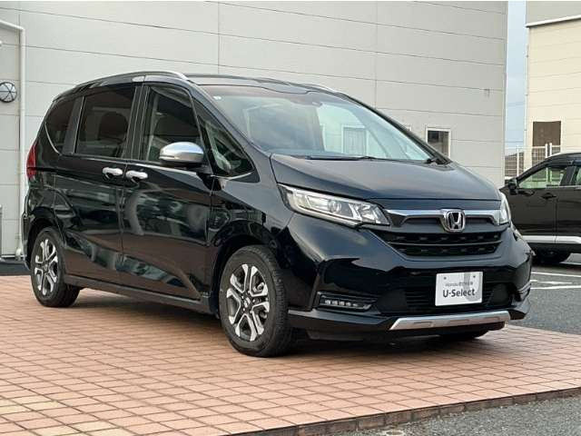 フリード1.5 ハイブリッド クロスター
