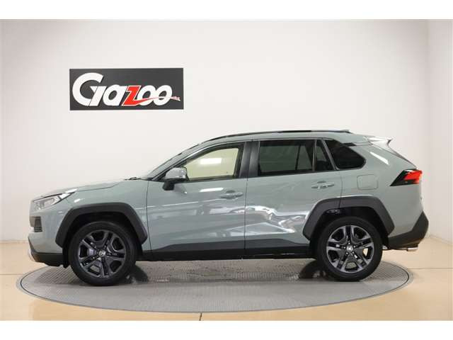 RAV42.0 アドベンチャー 4WD