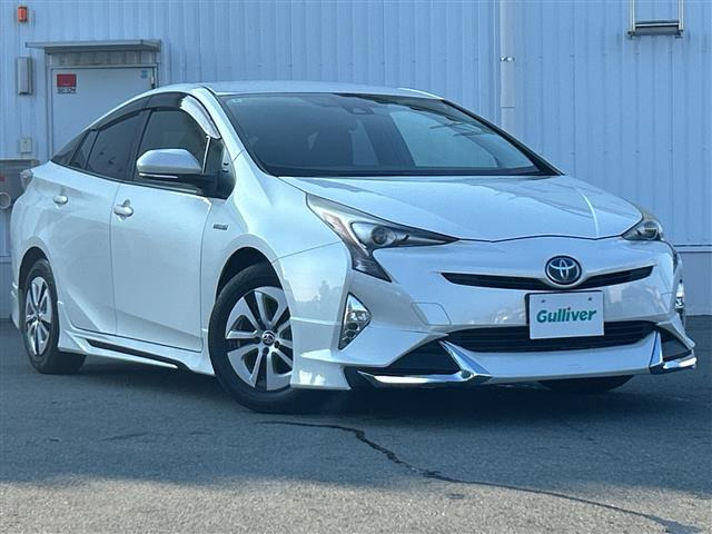プリウス1.8 S
