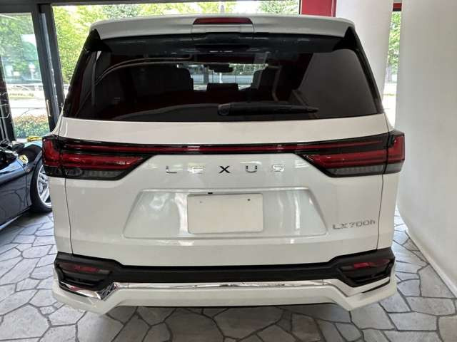LX700h 4WD