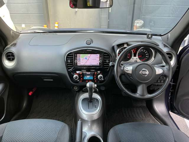 ジューク1.5 15RX V セレクション