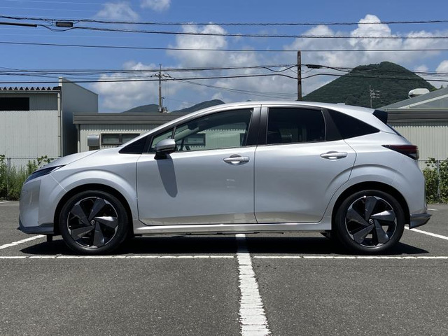 ノートオーラ1.2 G レザーエディション
