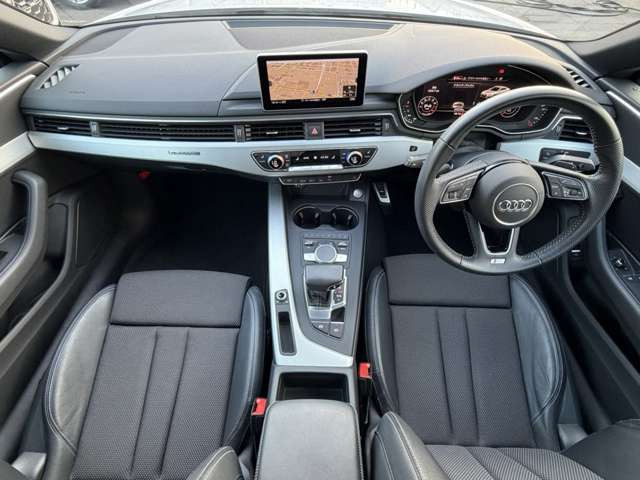 A52.0 TFSI クワトロ スポーツ Sラインパッケージ 4WD