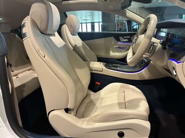EクラスクーペE200 スポーツ